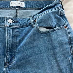 Worn twice - Abercrombie & Fitch jeans size 31